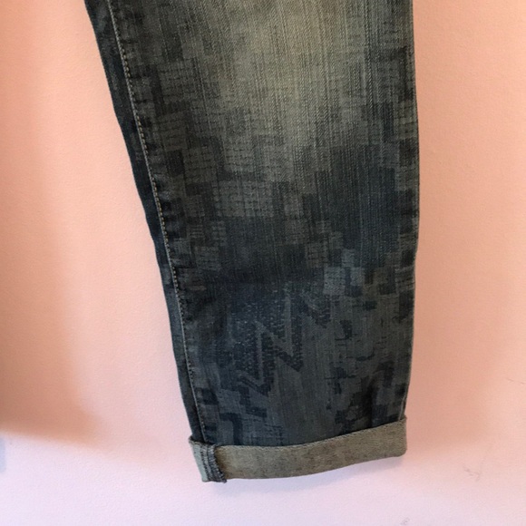 Jessica Simpson Jeans - Picture 3 of 5